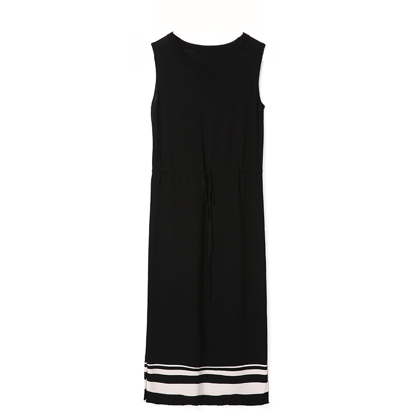 Black-casual-crew-neck-striped-hem-midi (5).jpg