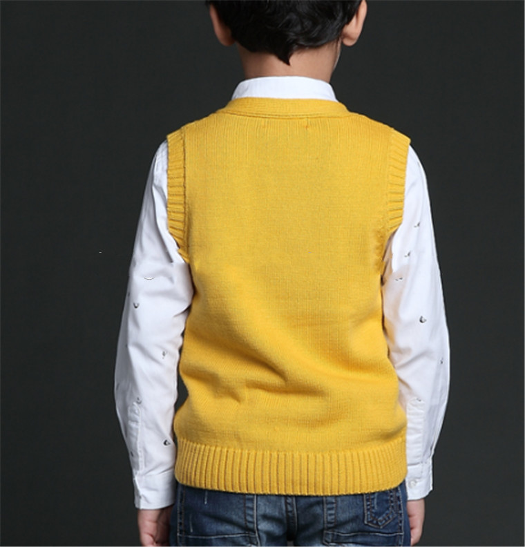 Embroidered-Thicken-Cardigan-Single-breasted-Vest-Sweater (3).jpg
