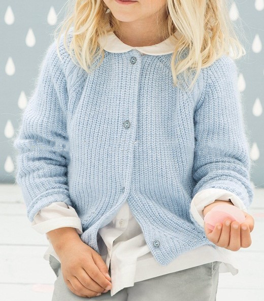 High-Quality-Girl-s-cable-shoulder-blue.jpg